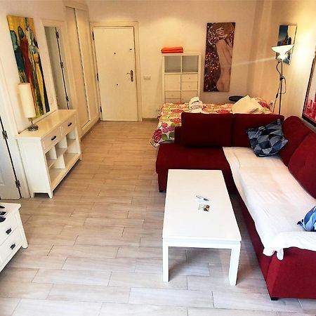 Skol 219. Studio Apartment Skol Marbella With Sea Views Eksteriør bilde