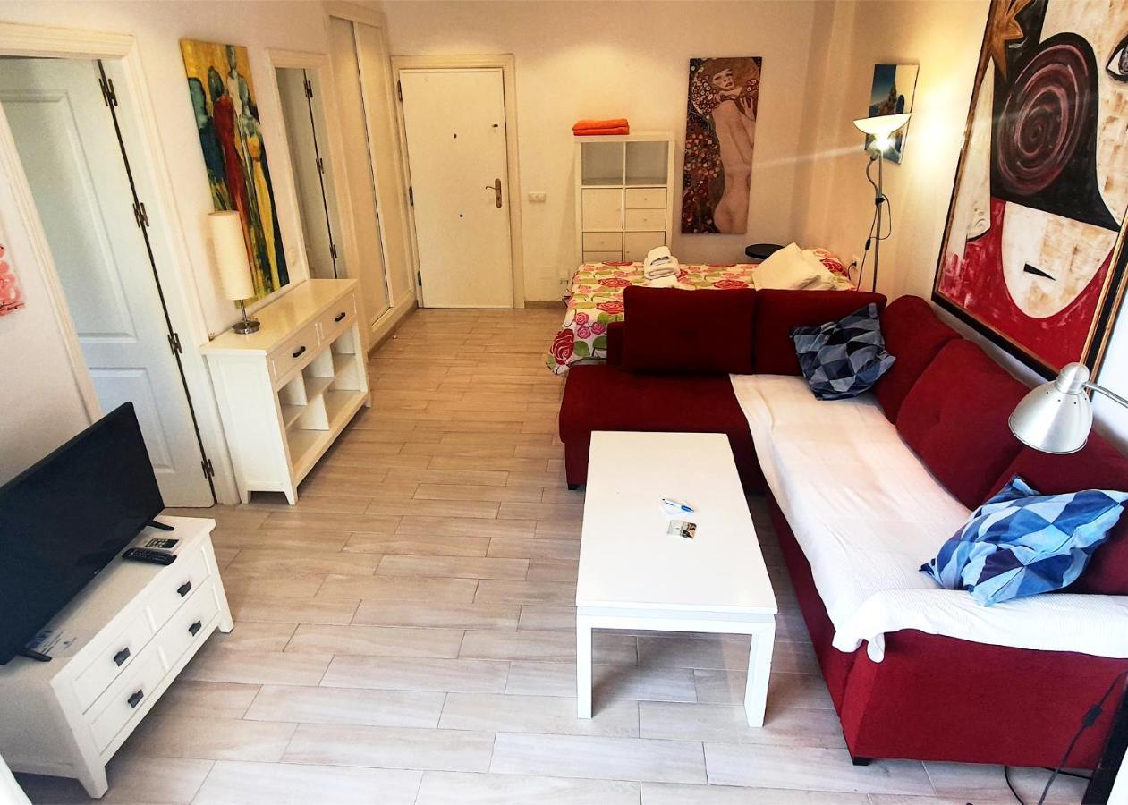Skol 219. Studio Apartment Skol Marbella With Sea Views Eksteriør bilde
