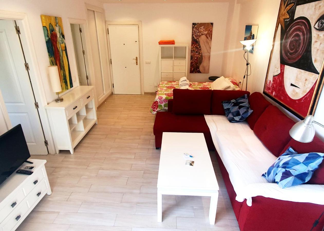 Skol 219. Studio Apartment Skol Marbella With Sea Views Eksteriør bilde